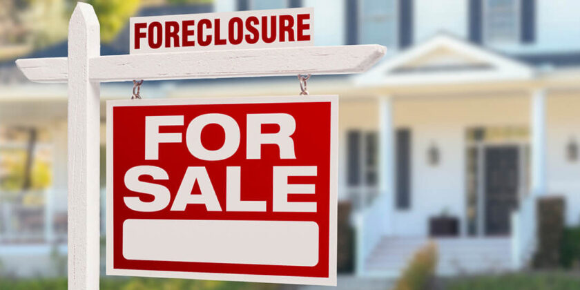 Navigating the Real Estate Market: Pros and Cons of Investing in Foreclosed Properties